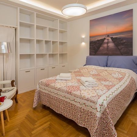 Gemini - Wonderful Apartment In Kolonaki Афины Экстерьер фото